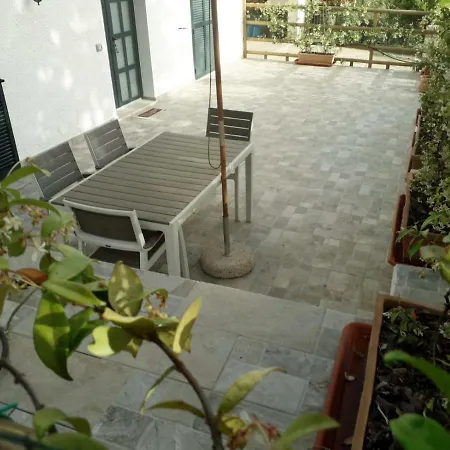 Agriturismo Margherita * カパルビオ
